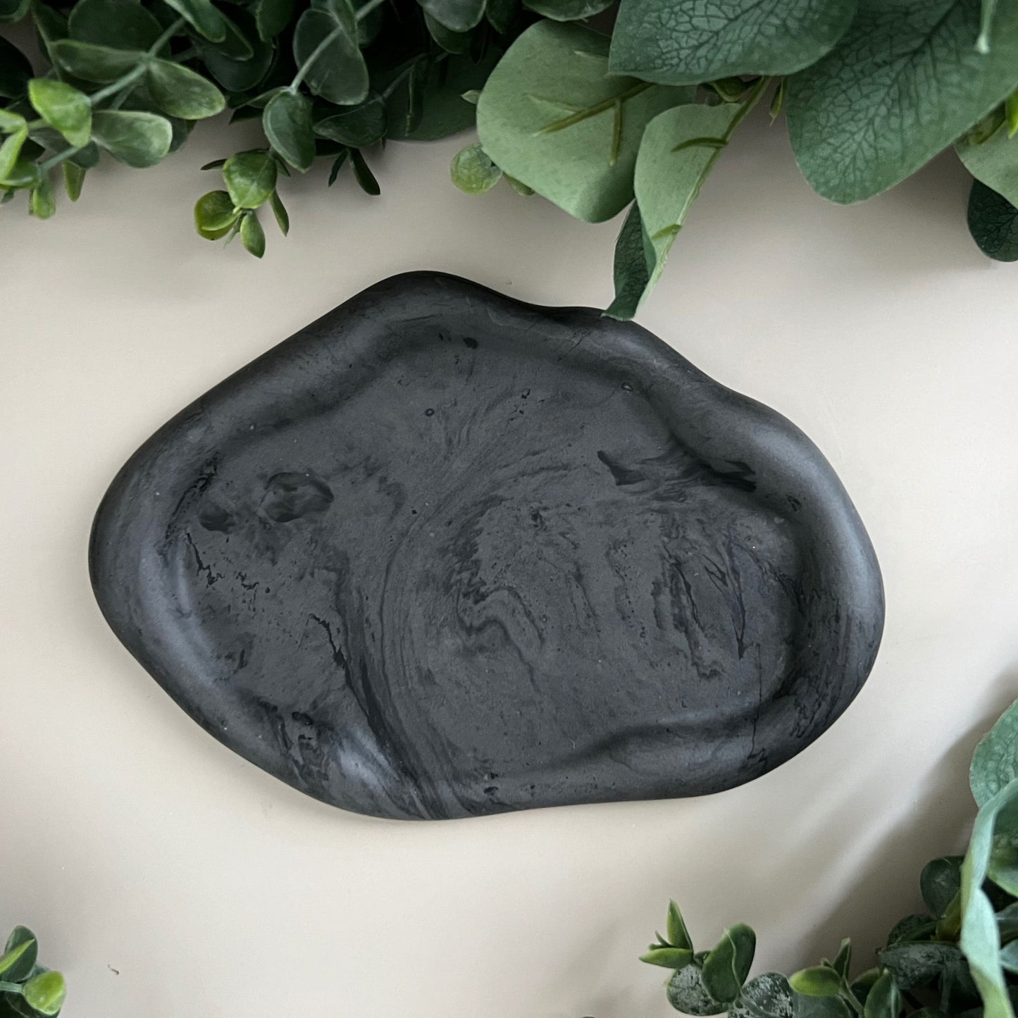 Oval Cloud Tray
