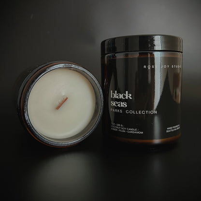 Black Seas 7 oz Natural Non-Toxic Coconut Soy Candle with Wood Wick